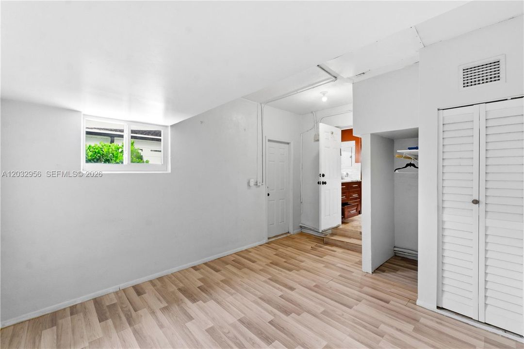 For Rent: $4,000 (4 beds, 2 baths, 1849 Square Feet)