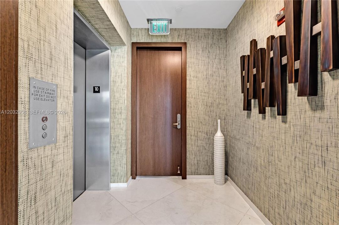 For Rent: $18,000 (5 beds, 5 baths, 3608 Square Feet)