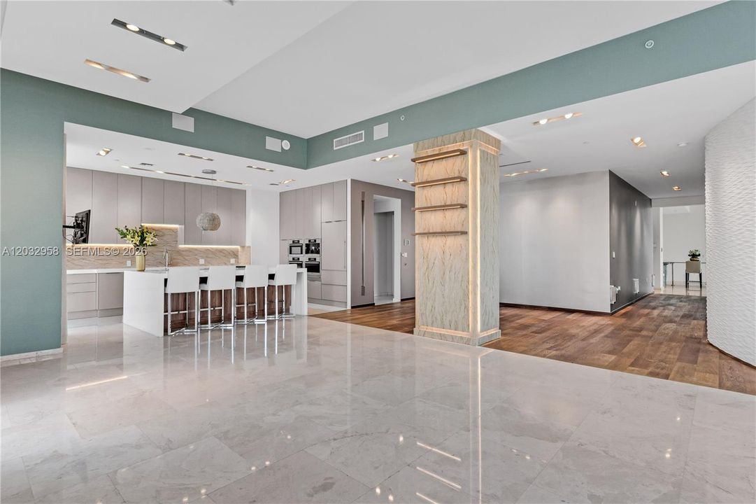 For Rent: $18,000 (5 beds, 5 baths, 3608 Square Feet)