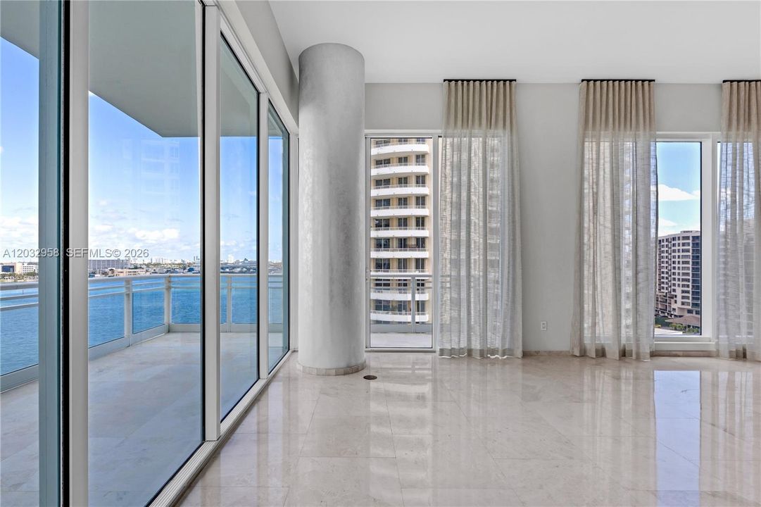 For Rent: $18,000 (5 beds, 5 baths, 3608 Square Feet)
