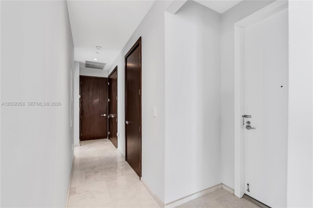 For Rent: $18,000 (5 beds, 5 baths, 3608 Square Feet)