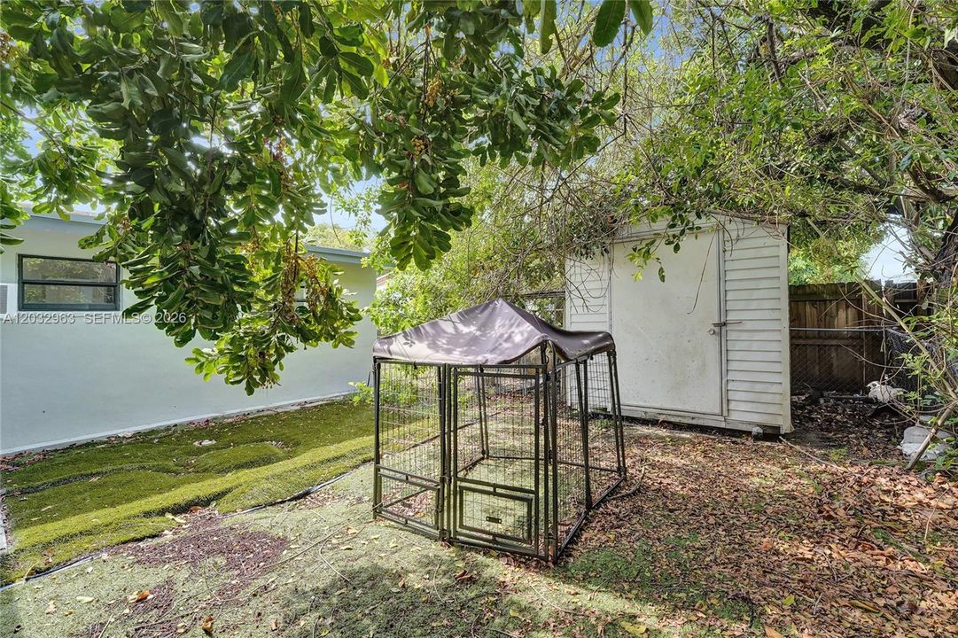 For Sale: $525,000 (3 beds, 1 baths, 1268 Square Feet)