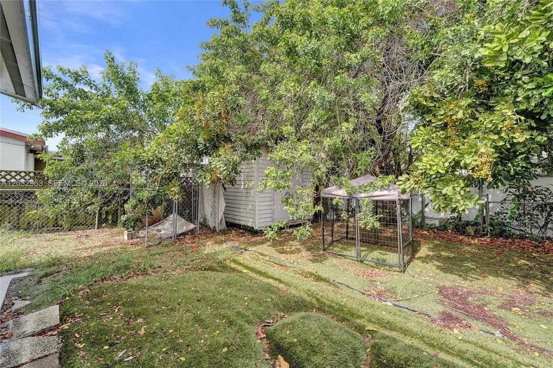 For Sale: $525,000 (3 beds, 1 baths, 1268 Square Feet)