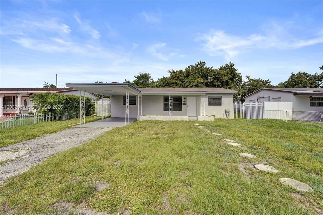 For Sale: $525,000 (3 beds, 1 baths, 1268 Square Feet)