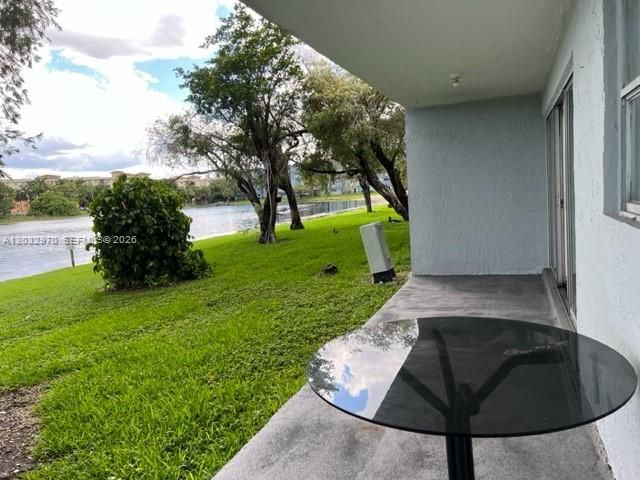 For Rent: $2,100 (1 beds, 1 baths, 1149 Square Feet)