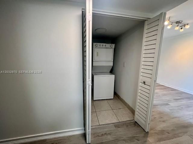 For Rent: $2,100 (1 beds, 1 baths, 1149 Square Feet)
