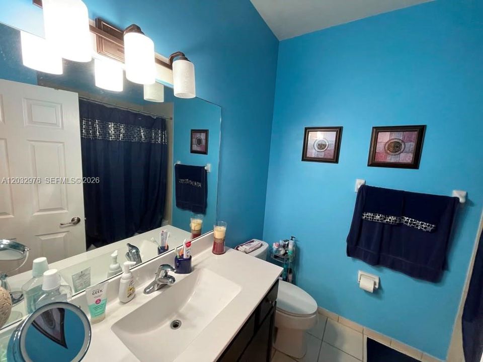 En Renta: $3,200 (4 camas, 2 baños, 1829 Pies cuadrados)
