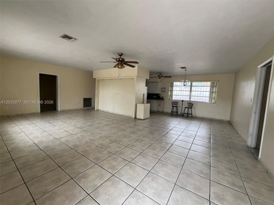 En Venta: $599,000 (3 camas, 2 baños, 1872 Pies cuadrados)