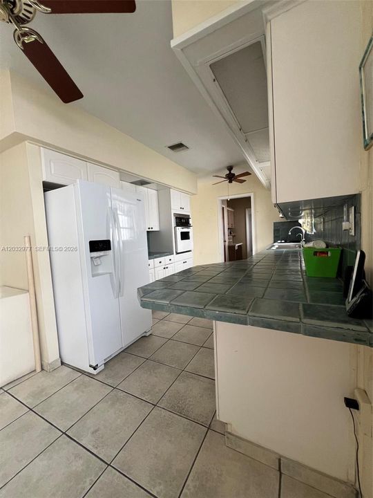 En Venta: $599,000 (3 camas, 2 baños, 1872 Pies cuadrados)