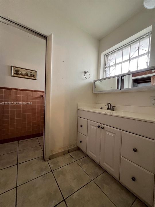 En Venta: $599,000 (3 camas, 2 baños, 1872 Pies cuadrados)