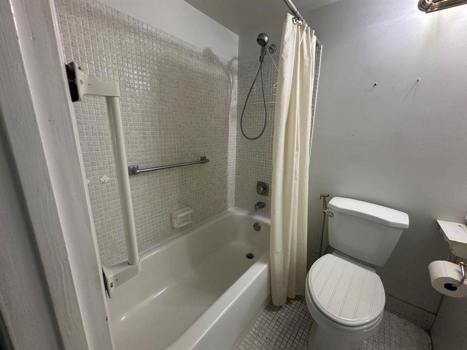 Full Bath