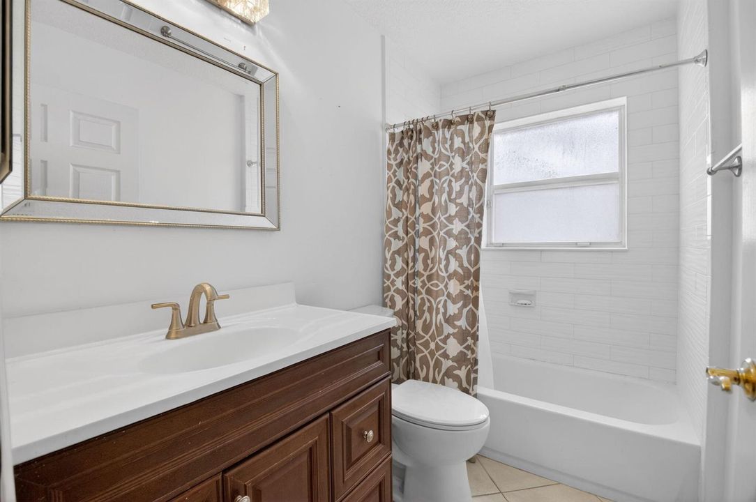 2nd bathroom