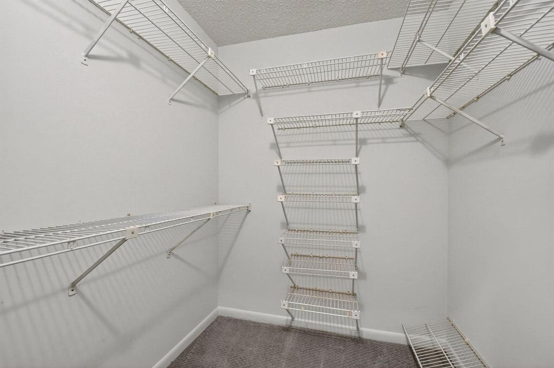 Walk-in closet
