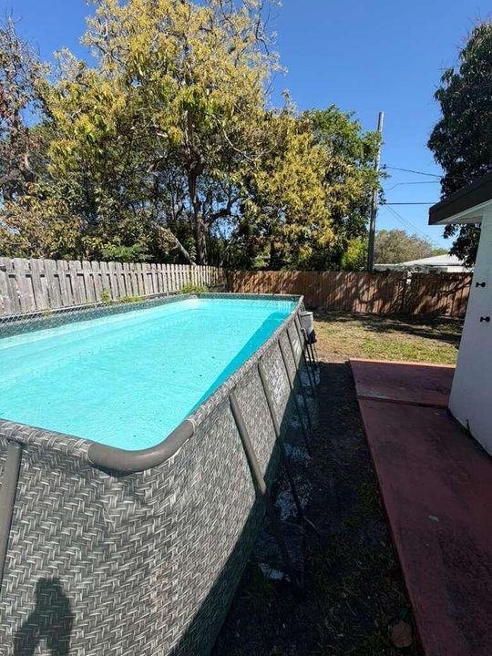 PHOTO-2026-05-05-17-18-32poolll