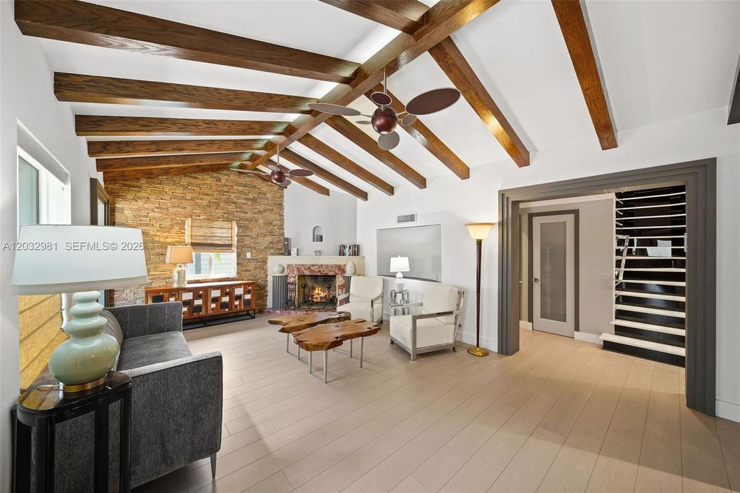 For Rent: $11,500 (3 beds, 3 baths, 2242 Square Feet)
