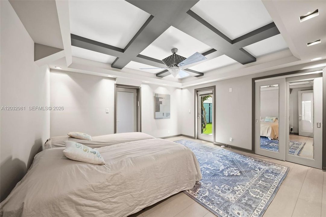 For Rent: $11,500 (3 beds, 3 baths, 2242 Square Feet)