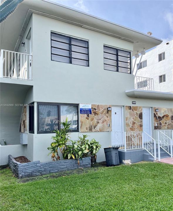 For Rent: $1,890 (1 beds, 1 baths, 3924 Square Feet)