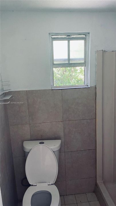 В аренду: $1,450 (0 спален, 1 ванн, 1804 Квадратных фут)