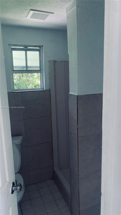 В аренду: $1,450 (0 спален, 1 ванн, 1804 Квадратных фут)
