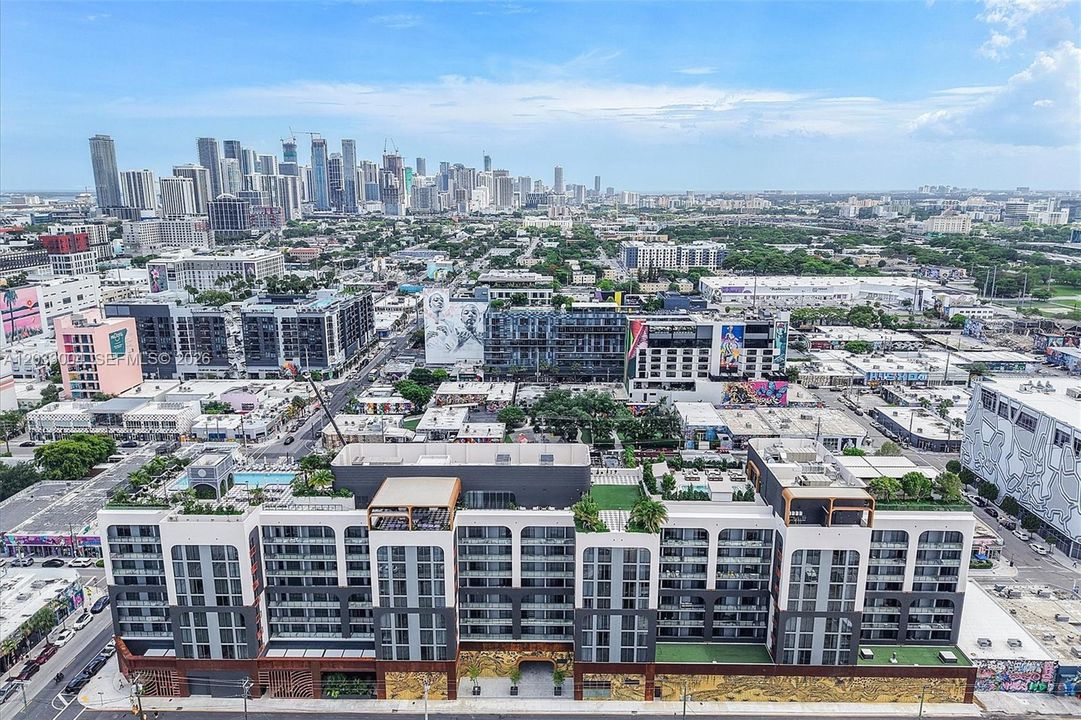 For Rent: $7,460 (2 beds, 2 baths, 804 Square Feet)