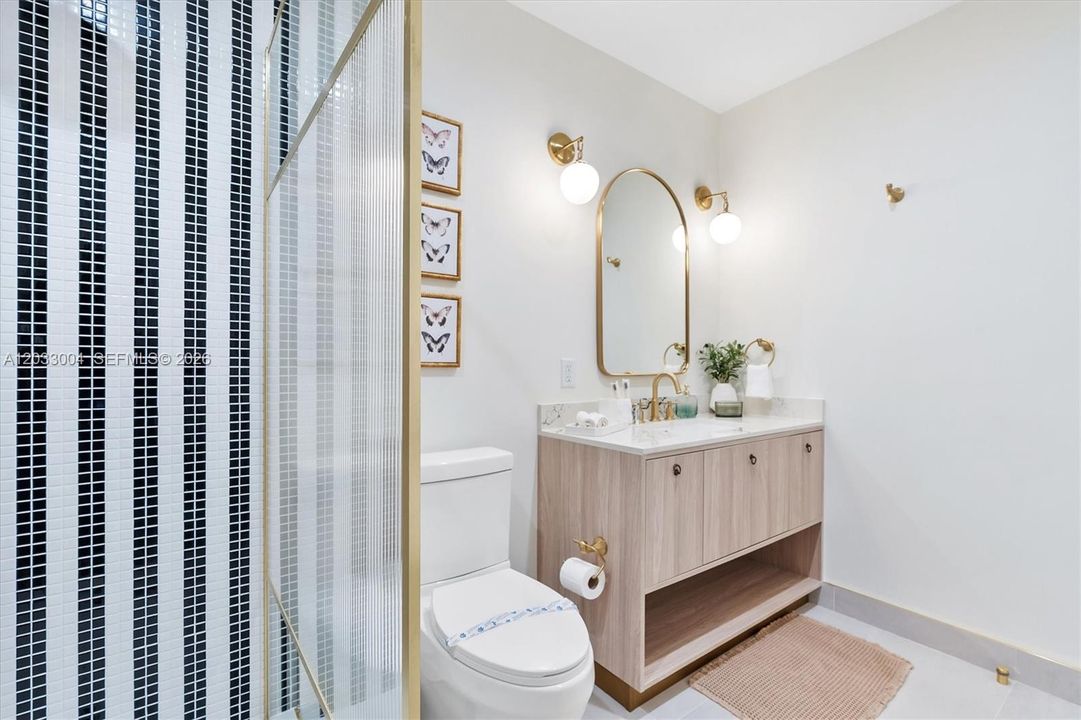 For Rent: $7,460 (2 beds, 2 baths, 804 Square Feet)
