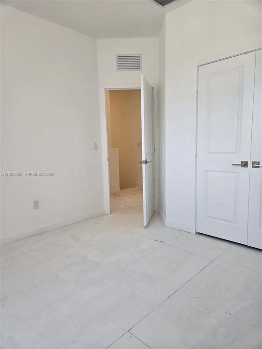 En Venta: $380,000 (3 camas, 2 baños, 1680 Pies cuadrados)