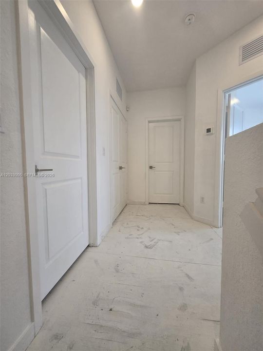 En Venta: $380,000 (3 camas, 2 baños, 1680 Pies cuadrados)