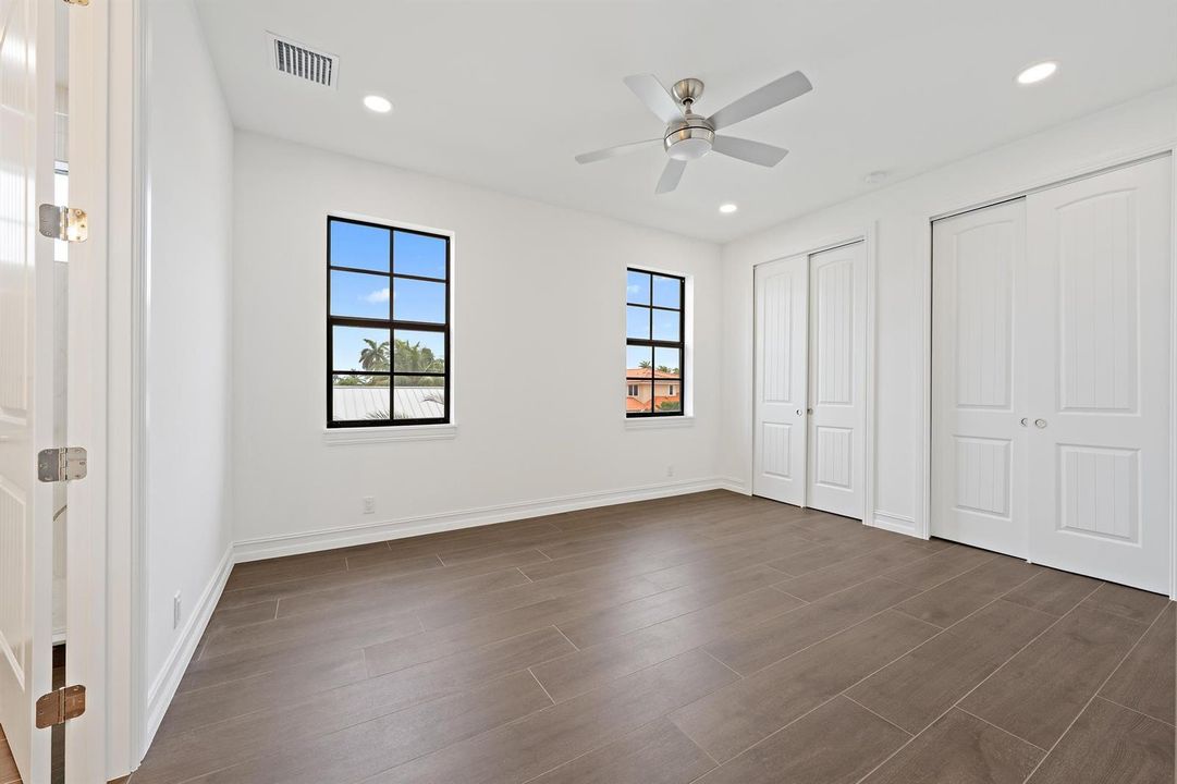 309 Cascade Ln-26
