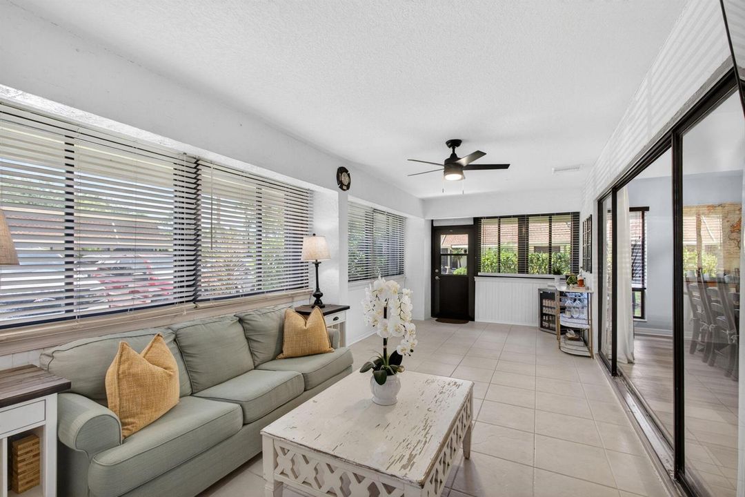 Very Large Renovated Family Room