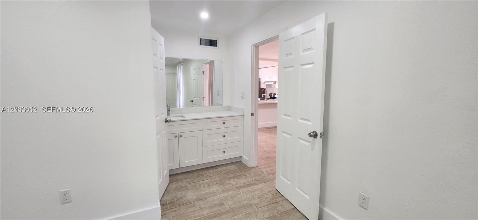 En Venta: $150,000 (2 camas, 2 baños, 800 Pies cuadrados)