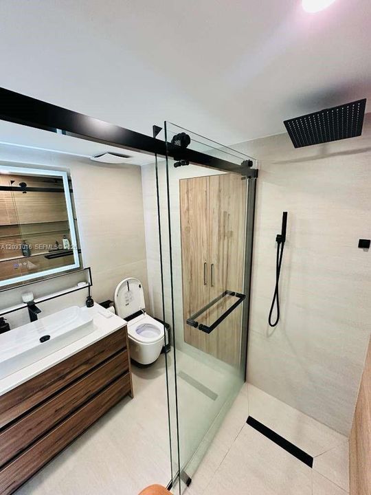 В аренду: $2,800 (2 спален, 2 ванн, 1264 Квадратных фут)