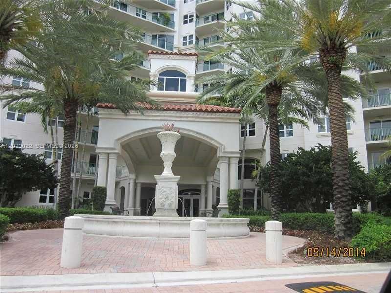 For Sale: $420,000 (2 beds, 2 baths, 1257 Square Feet)