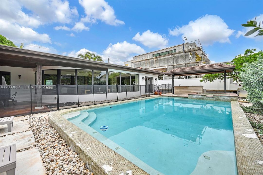 For Sale: $3,750,000 (3 beds, 2 baths, 2178 Square Feet)