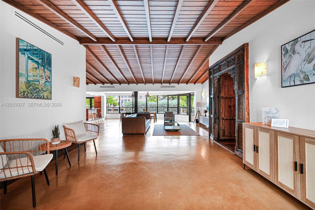For Sale: $3,750,000 (3 beds, 2 baths, 2178 Square Feet)