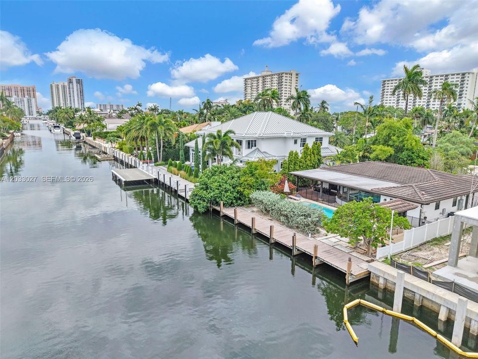 For Sale: $3,750,000 (3 beds, 2 baths, 2178 Square Feet)