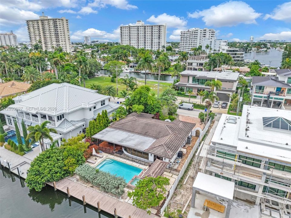 For Sale: $3,750,000 (3 beds, 2 baths, 2178 Square Feet)