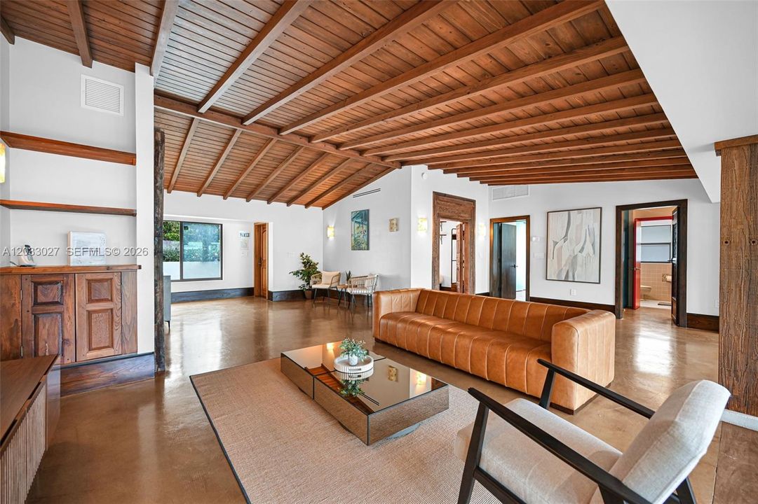 For Sale: $3,750,000 (3 beds, 2 baths, 2178 Square Feet)
