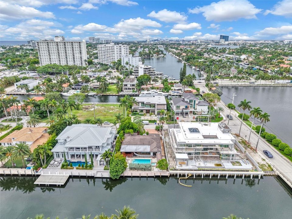 For Sale: $3,750,000 (3 beds, 2 baths, 2178 Square Feet)