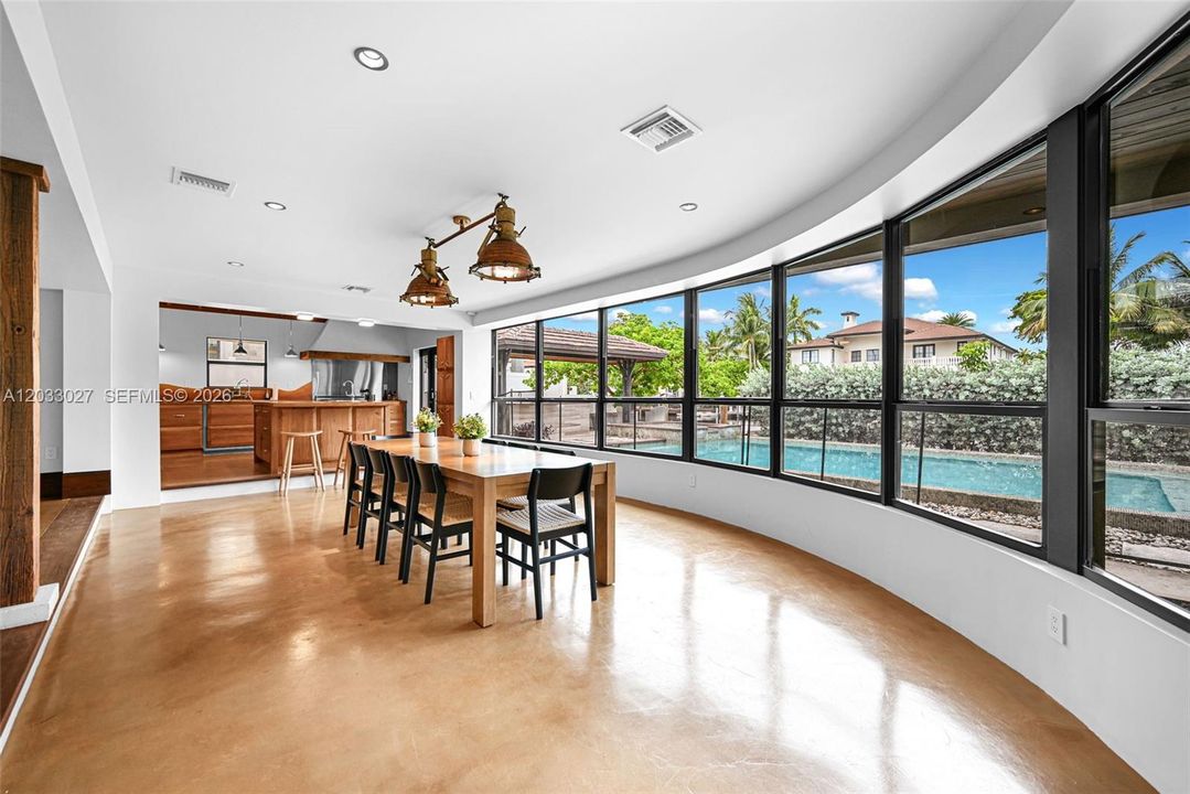 For Sale: $3,750,000 (3 beds, 2 baths, 2178 Square Feet)