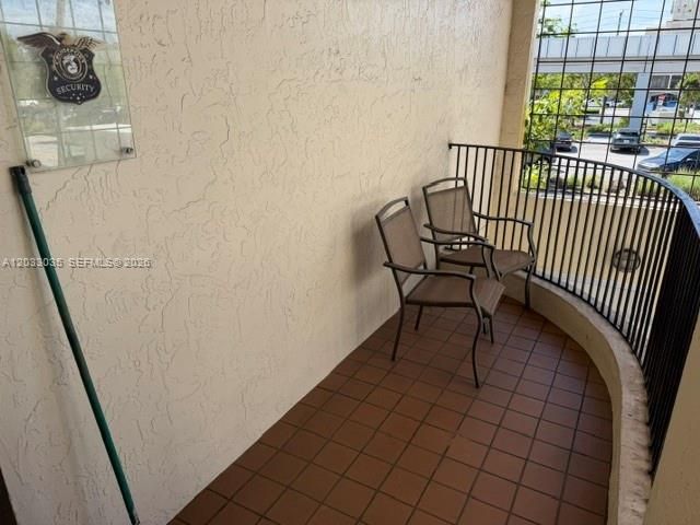 2nd floor balcony
