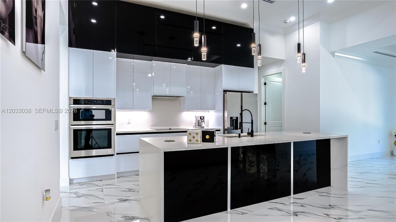 En Venta: $809,900 (4 camas, 3 baños, 0 Pies cuadrados)