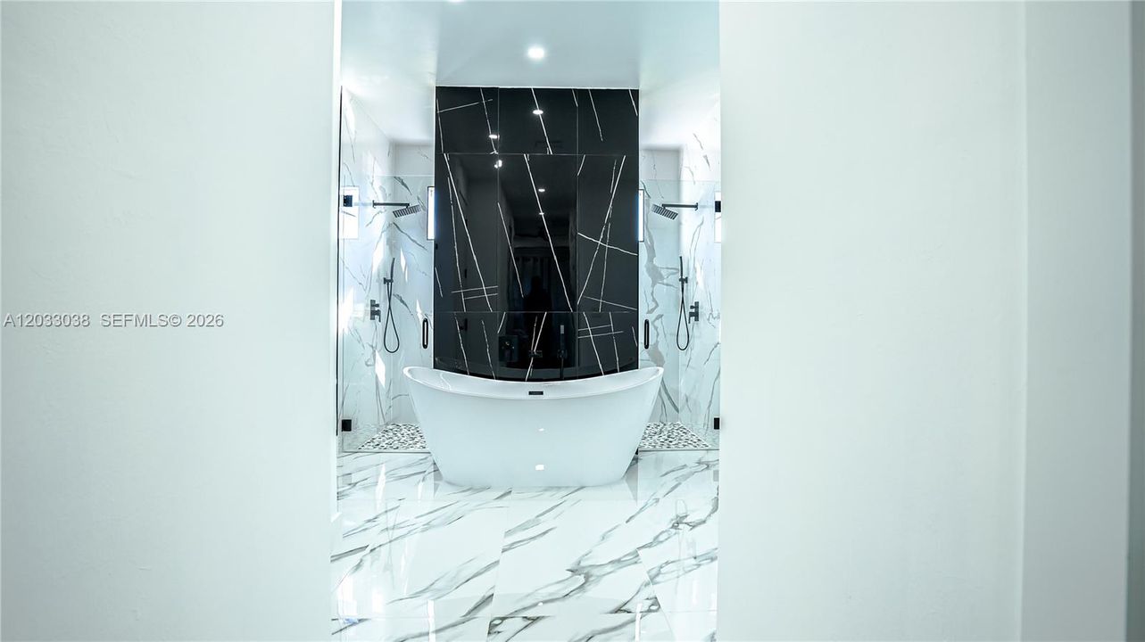 En Venta: $809,900 (4 camas, 3 baños, 0 Pies cuadrados)