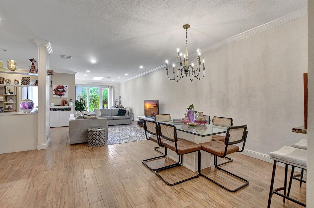 Dining Rm/Great Rm
