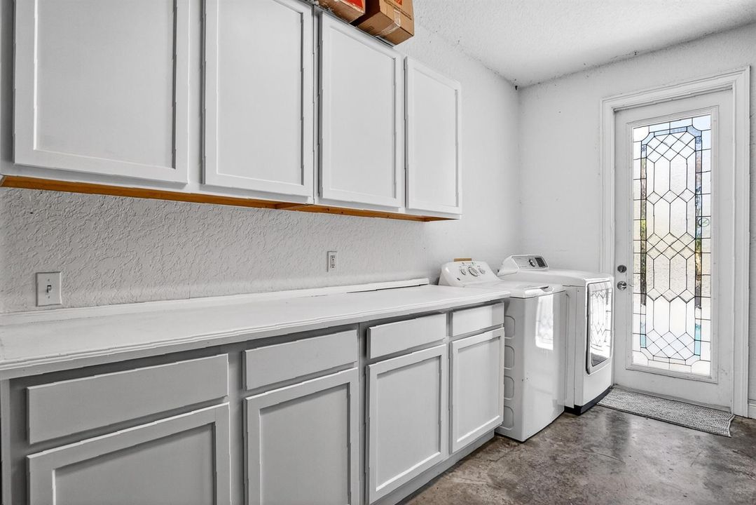 Guest House Laundry