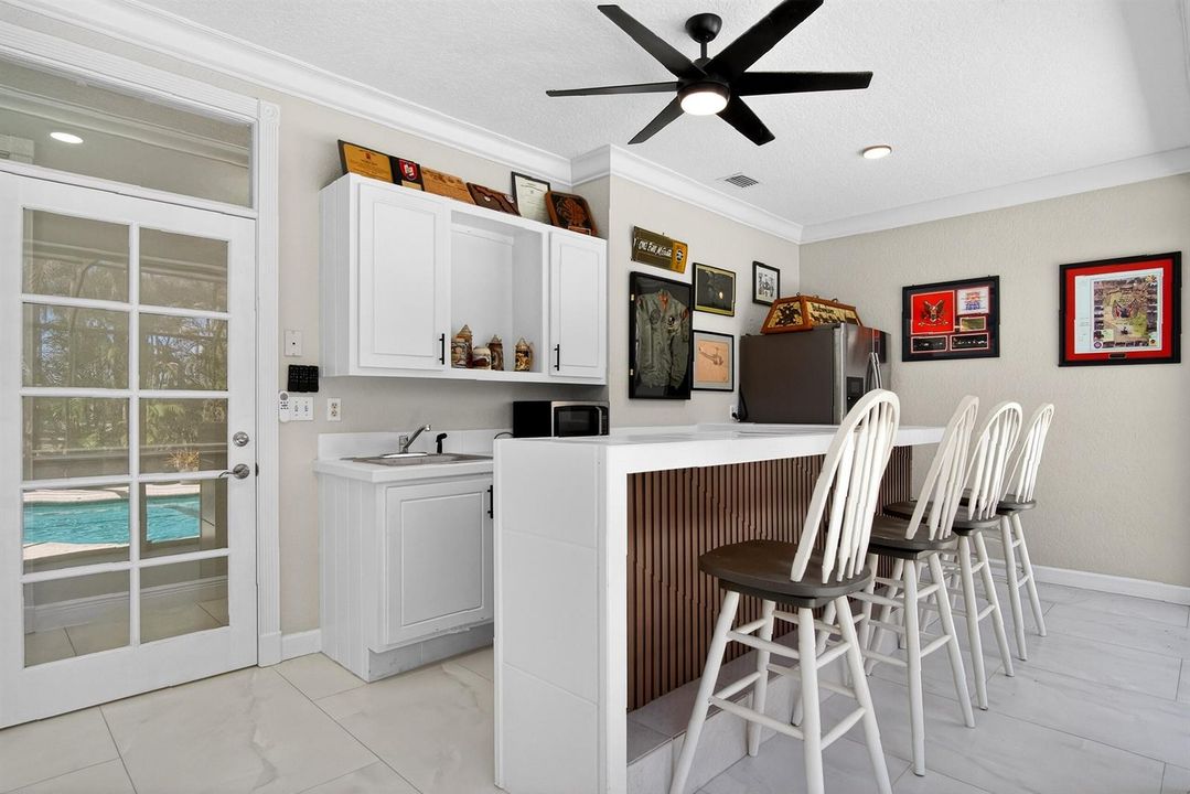 Outdoor Kitchen