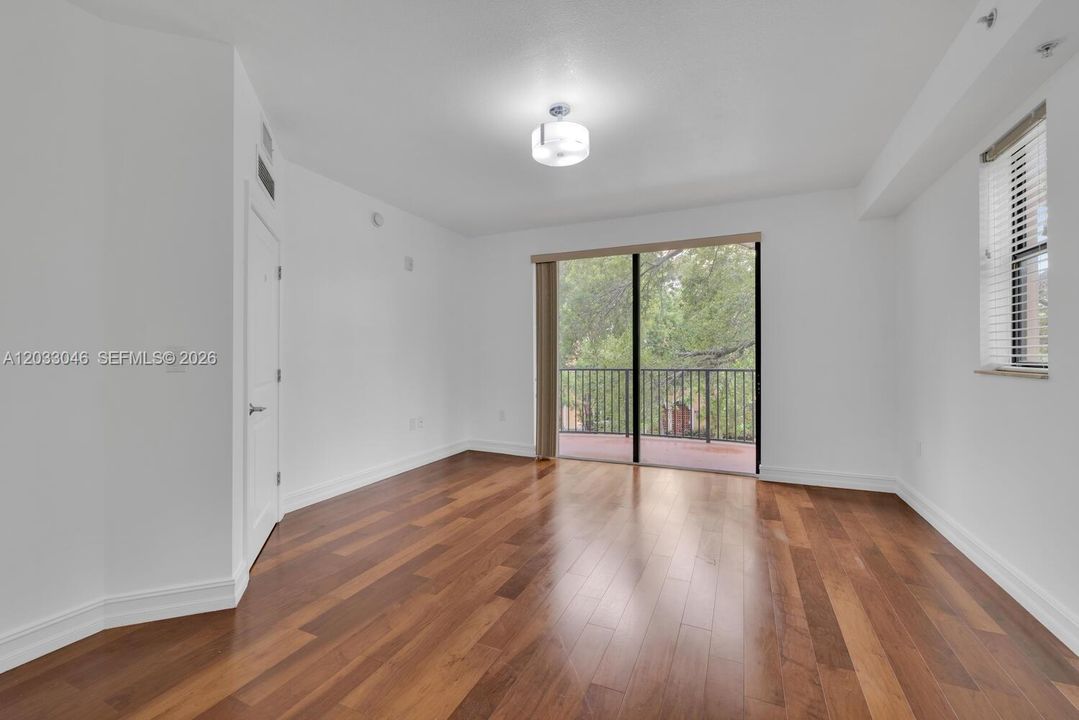 En Renta: $6,000 (3 camas, 3 baños, 1664 Pies cuadrados)