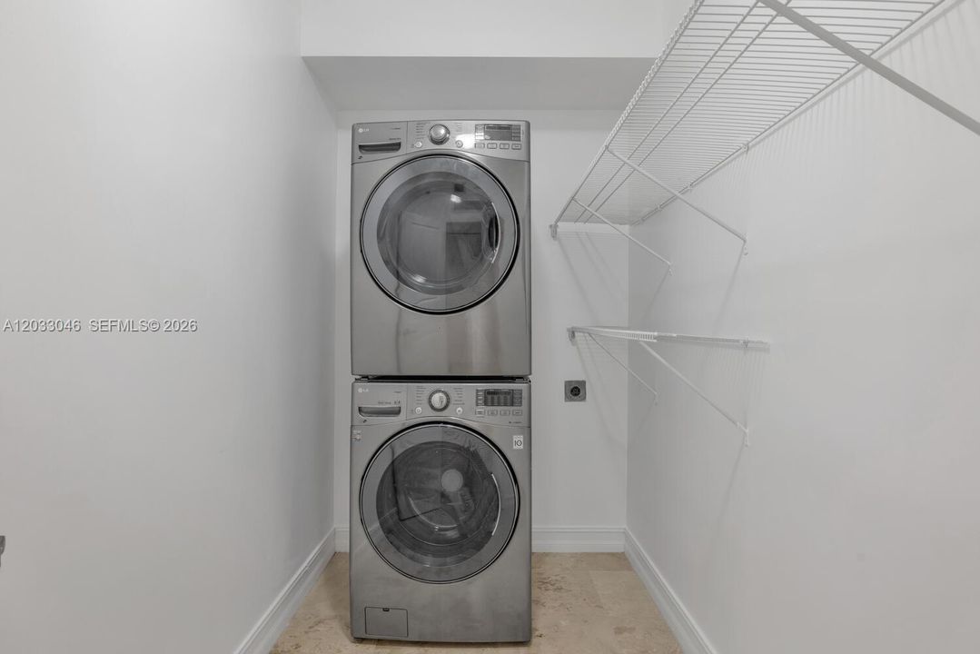 En Renta: $6,000 (3 camas, 3 baños, 1664 Pies cuadrados)