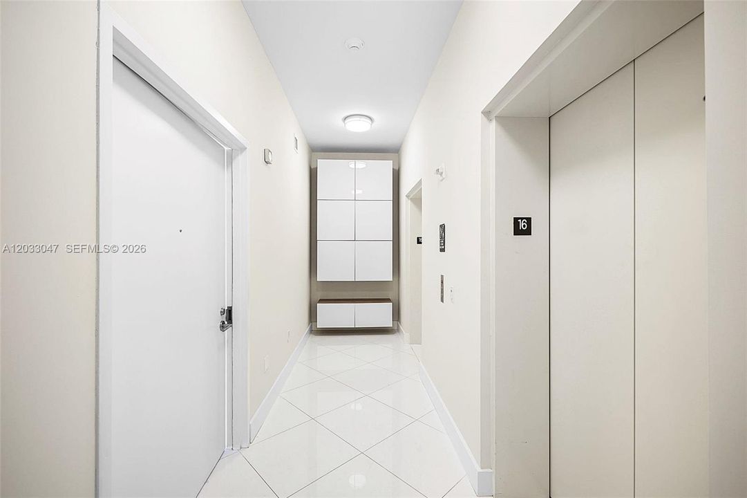 For Rent: $12,500 (4 beds, 3 baths, 2201 Square Feet)