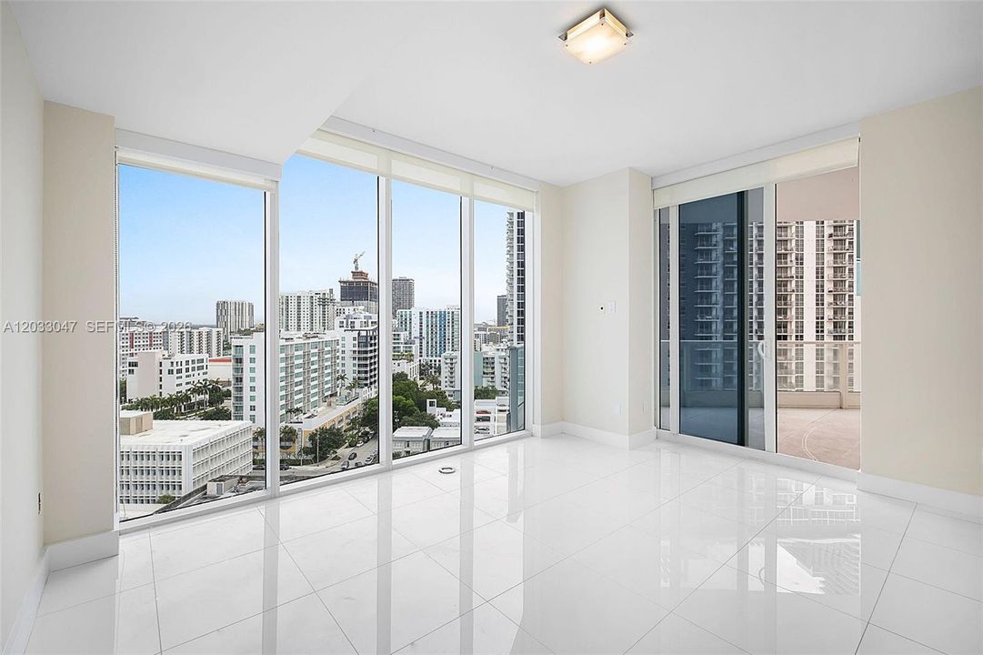For Rent: $12,500 (4 beds, 3 baths, 2201 Square Feet)