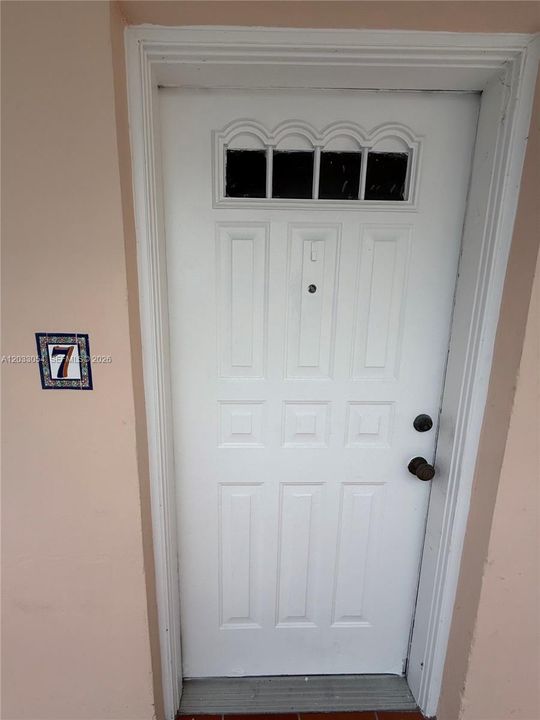 For Rent: $2,850 (2 beds, 2 baths, 962 Square Feet)